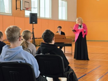 Muzikāli izzinoša koncertprogramma “Ceļojums skaņu pasaulē”